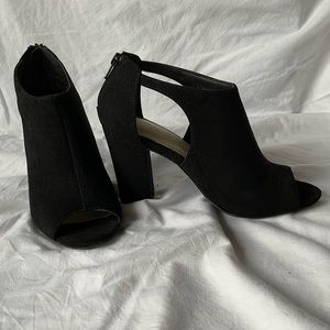 New Look UK Suede Black Block Heel Open Boots 8.5 size